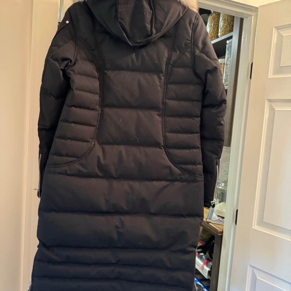 Moose Knuckles Black Puffer Jacket - Picture 9 of 9